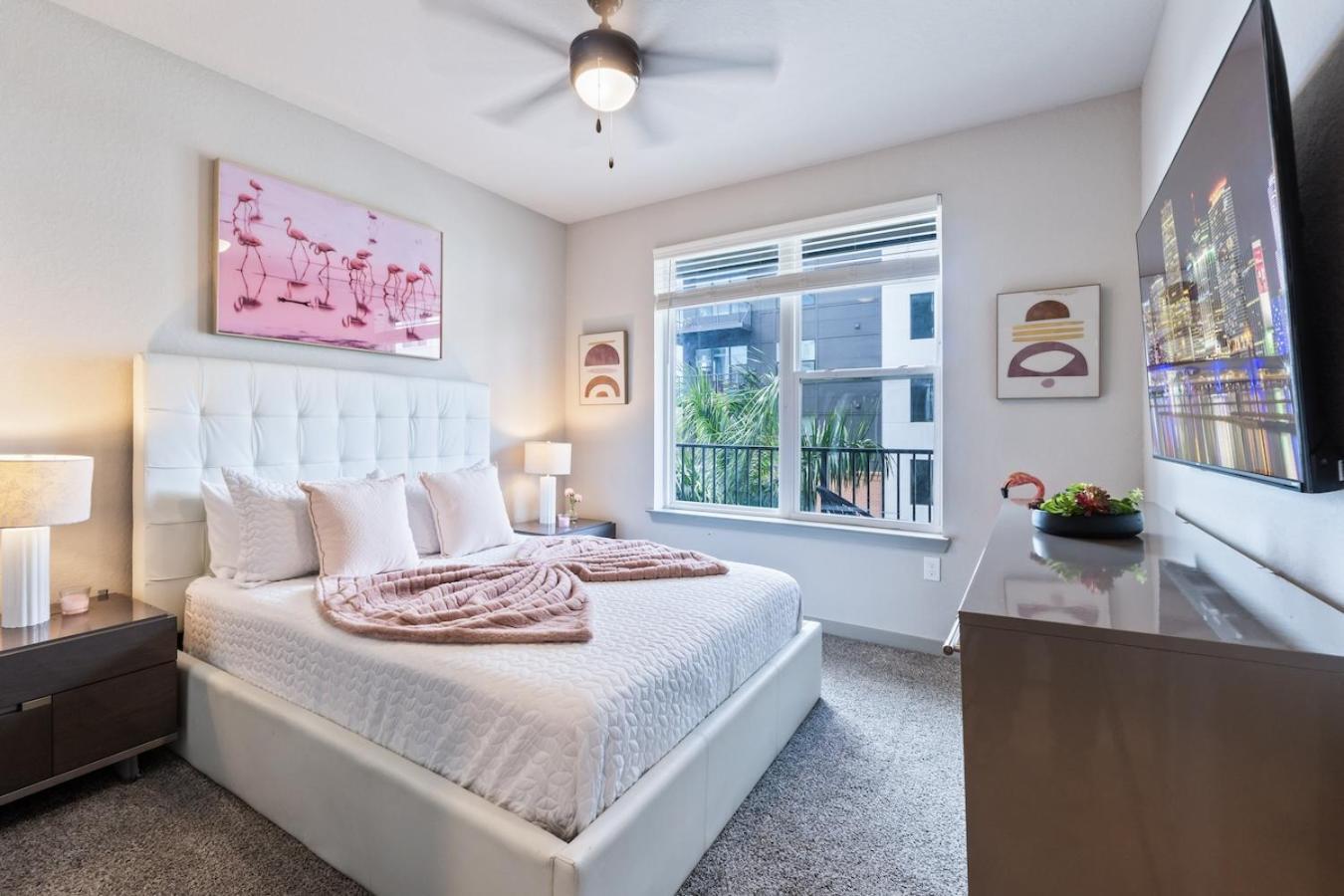 Tropicana Field 2 Bed In Dwtwn With Free Parking Apartamento São Petersburgo Exterior foto